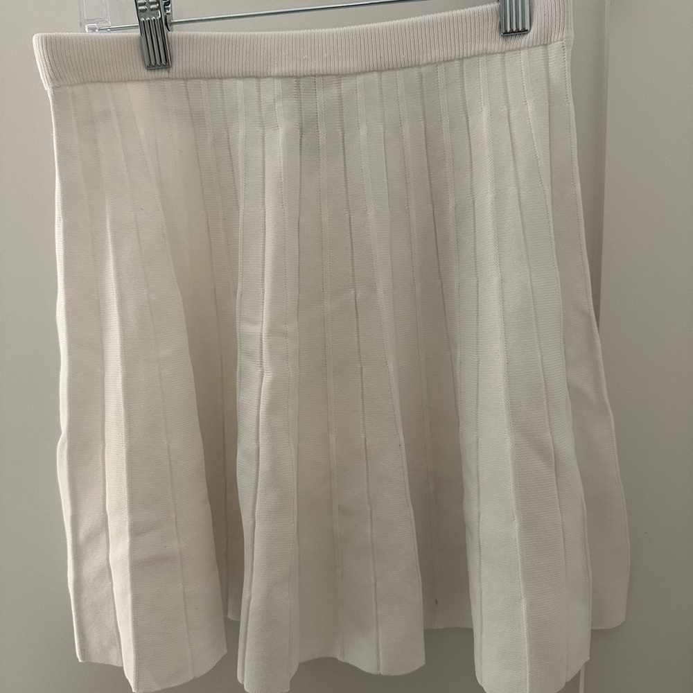 Knit pleated casual skirt